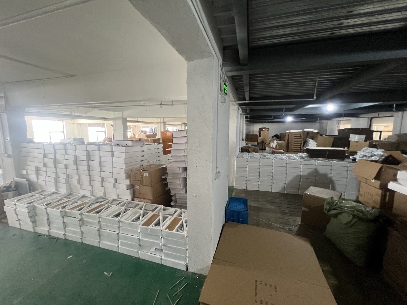 Packed shower sets prepared for order sorting