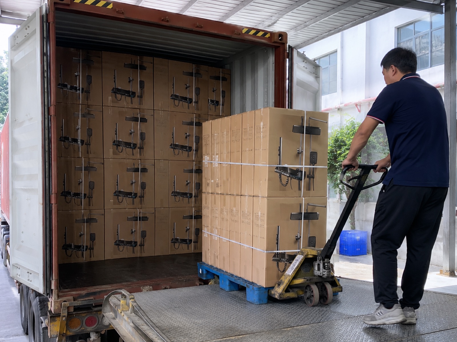 Container loading for shower system cartons